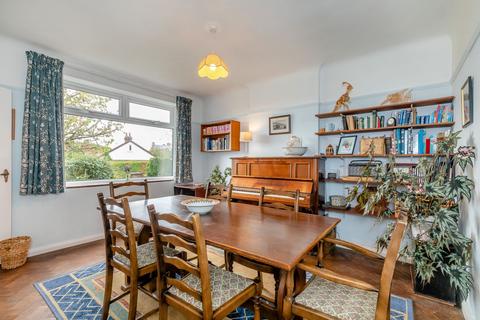 7 Fieldside, Hawarden, Deeside, CH5 3JB
