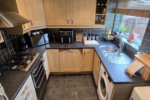 3 bedroom semi-detached house for sale, Bowlynn Close, Doxford Park, Sunderland, Tyne and Wear, SR3 2SU