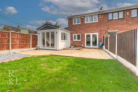 3 bedroom semi-detached house for sale, Ruston Close, Swadlincote