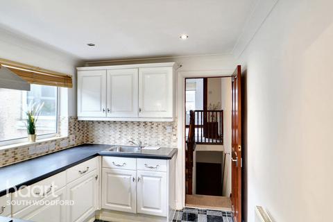 1 bedroom flat for sale, Peel Road, South Woodford