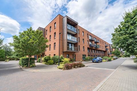 3 bedroom apartment for sale, Dowding Drive, London