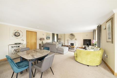 2 bedroom apartment for sale, Grove Road, Ilkley, LS29