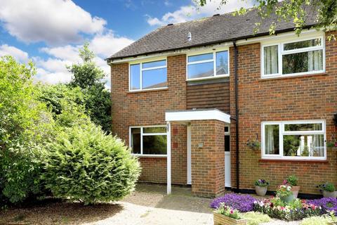 2 bedroom semi-detached house to rent, Yew Tree Close, Beaconsfield, Buckinghamshire, HP9