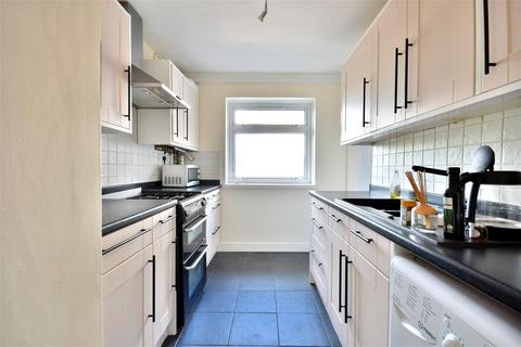 3 bedroom flat for sale, Shelley Road, Chelmsford