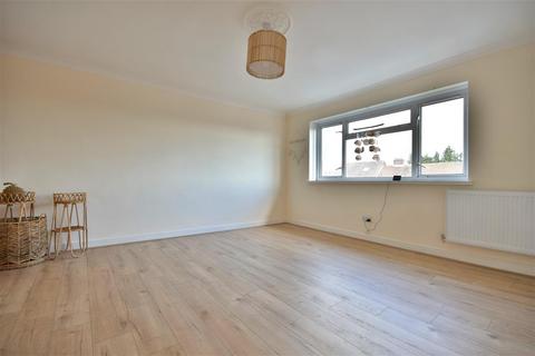 3 bedroom flat for sale, Shelley Road, Chelmsford