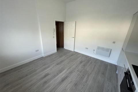 2 bedroom flat for sale, Flat 5, Volunteers House, 69 Crossgate, Cupar