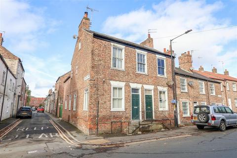 3 bedroom end of terrace house for sale, King Street, Ripon