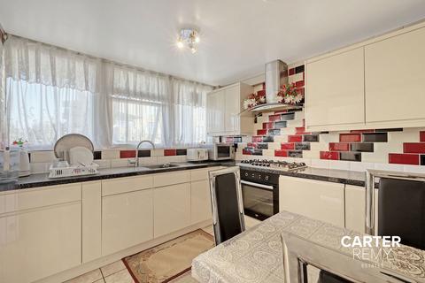 3 bedroom maisonette for sale, Seabrooke Rise, Grays, RM17