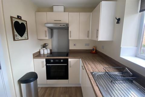 2 bedroom apartment to rent, Poppleton Close, Coventry CV1