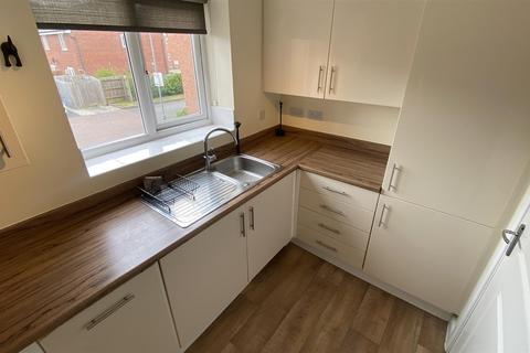 2 bedroom apartment to rent, Poppleton Close, Coventry CV1