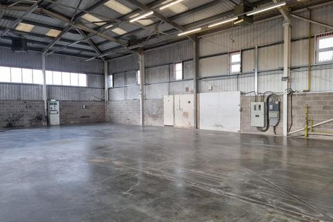 Warehouse to rent, Sandbourne House, Dominion Road, West Howe Industrial Estate, Bournemouth, BH11 8LH