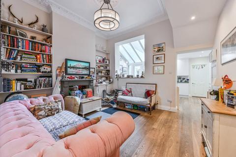 2 bedroom flat for sale, Taybridge Road, Battersea, London, SW11