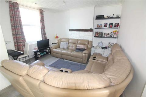 3 bedroom end of terrace house for sale, Milton Keynes MK12