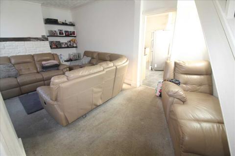 3 bedroom end of terrace house for sale, Milton Keynes MK12