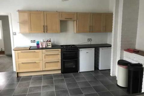 3 bedroom end of terrace house for sale, Milton Keynes MK12