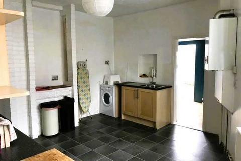 3 bedroom end of terrace house for sale, Milton Keynes MK12