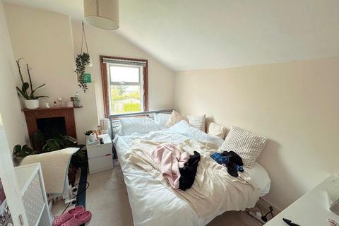 5 bedroom house to rent, Hurst Street