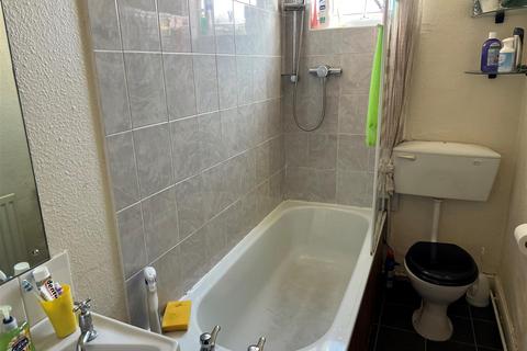 3 bedroom house for sale, Queens Road, Leicester