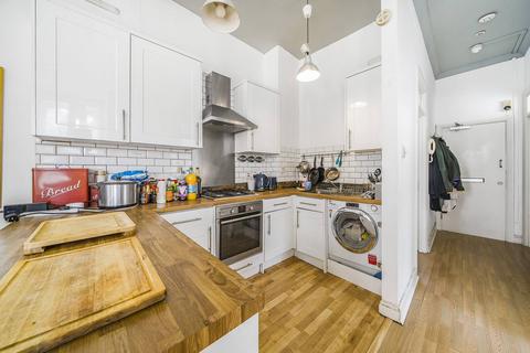 2 bedroom flat for sale, Upper Tooting Road, Tooting Broadway, London, SW17