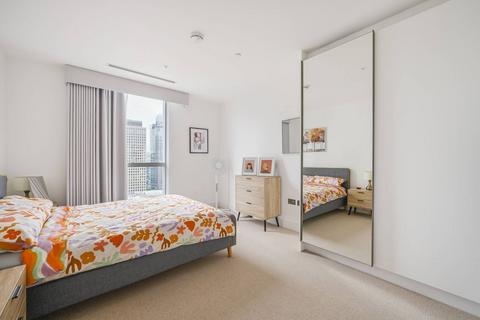 2 bedroom flat for sale, Maine Tower, Canary Wharf, LONDON, E14