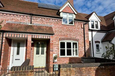 3 bedroom terraced house for sale, Manor Road, Great Bedwyn, SN8 3UF