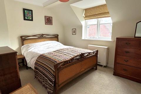 3 bedroom terraced house for sale, Manor Road, Great Bedwyn, SN8 3UF