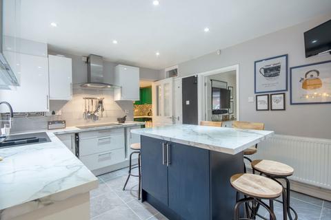 24 Nuthurst, Sutton Coldfield, B75 7EZ