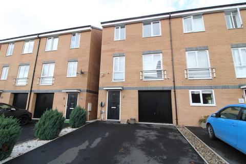 4 bedroom townhouse for sale, Baldwin Lane, Darlington