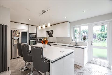 4 bedroom detached house for sale, Kensington Road, Pilgrims Hatch, Brentwood, CM15