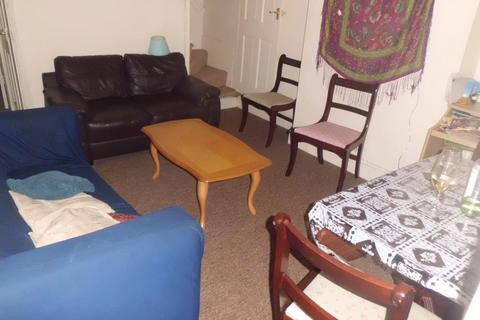 3 bedroom house to rent, 1 School Terrace, B29 6DY