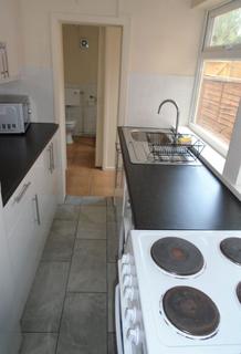 3 bedroom house to rent, 6 School Terrace, B29 6DY