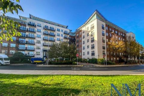 2 bedroom flat for sale, Dartmouth House, Kingston upon Thames KT2