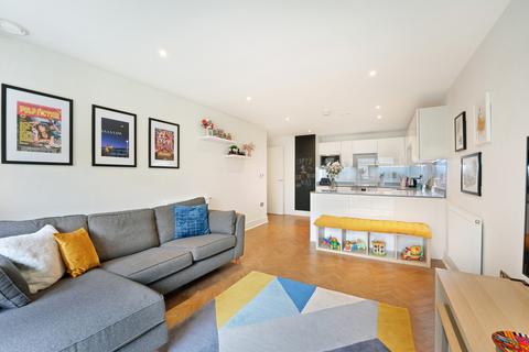 2 bedroom apartment for sale, Knightley Walk, London, SW18