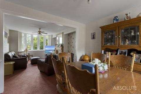 13 Beechfield Place, Torquay, TQ2 8HX