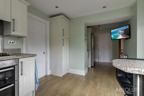 13 Beechfield Place, Torquay, TQ2 8HX