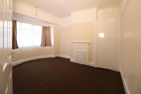 3 bedroom house to rent, Southall, UB1