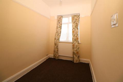 3 bedroom house to rent, Southall, UB1