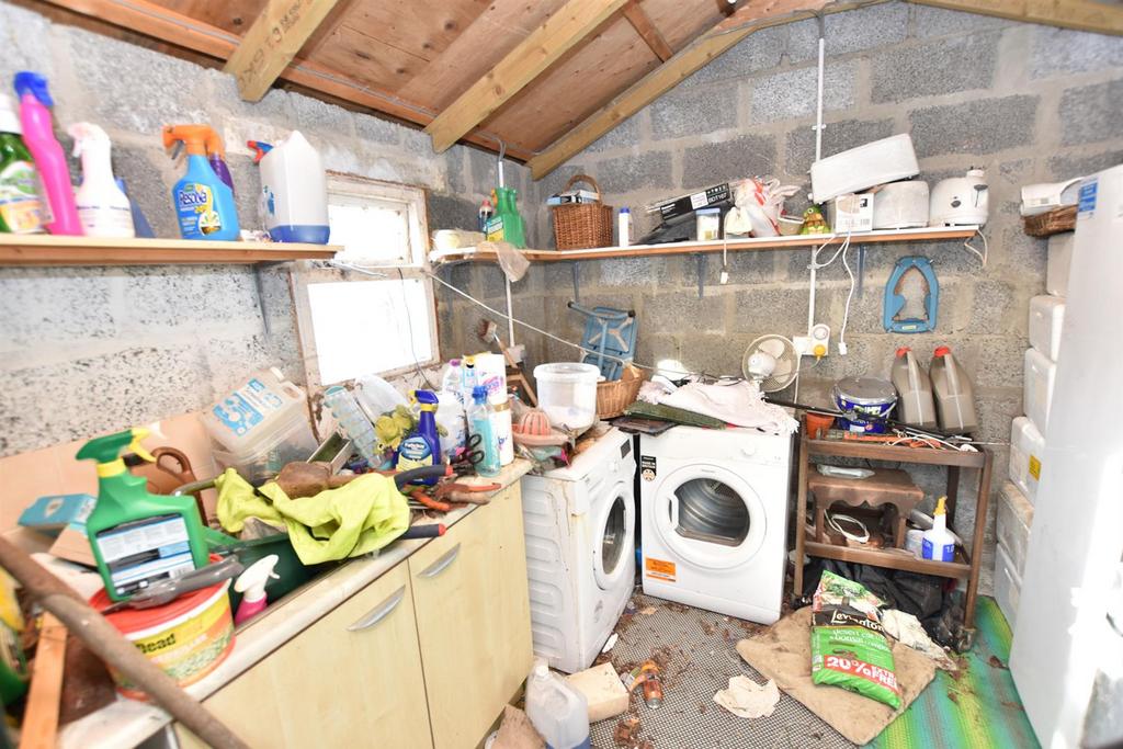 Outbuilding