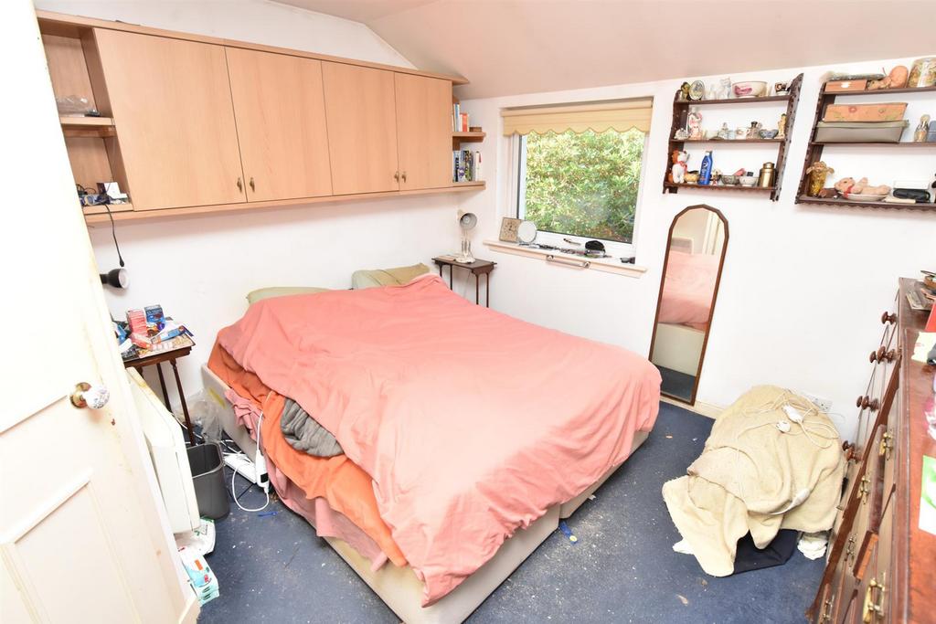 BEDROOM ONE-2.jpg
