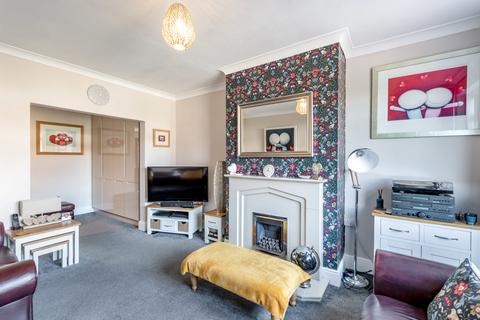 28 Milnrow Road, Sheffield, S5 9LU
