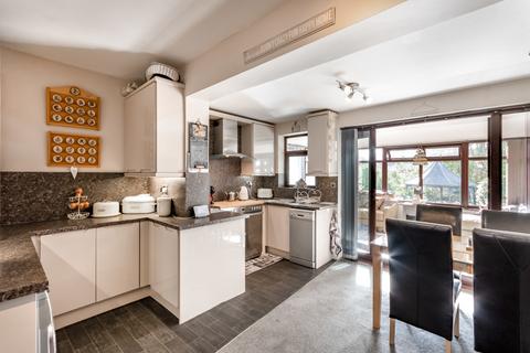 28 Milnrow Road, Sheffield, S5 9LU