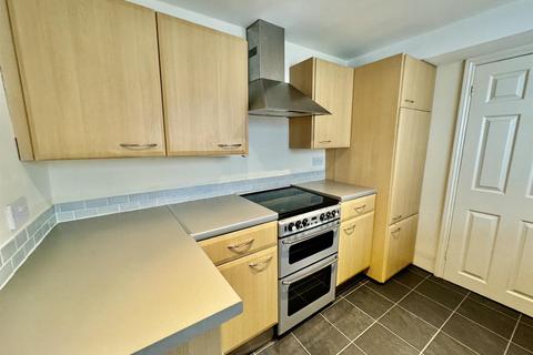 2 bedroom flat for sale, Pelham Road, Seaford