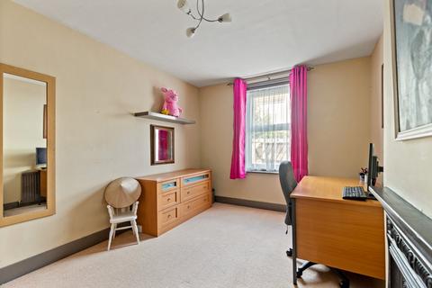 5 Barton Road, Dover, CT16 2NF