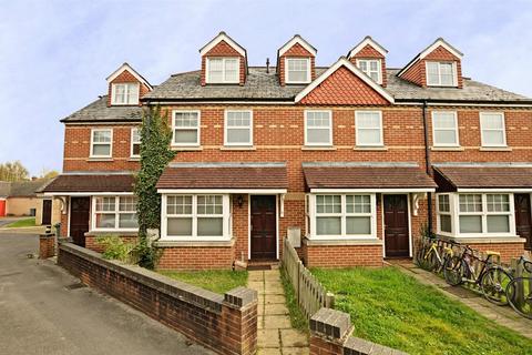 undefined, Hodges Court