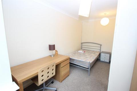 undefined, Hodges Court