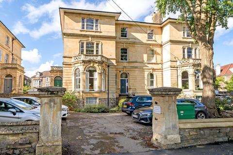 3 bedroom apartment for sale, Cambridge Park, Somerset BS6