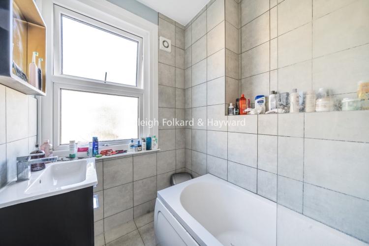 Datchet Road London SE6 2 bed house to rent £2,000 pcm (£462 pw)