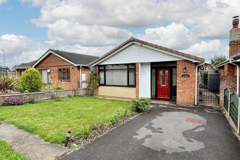 3 bedroom detached bungalow for sale, Tern Close, Hythe, SO45