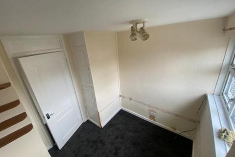 4 bedroom terraced house to rent, Portsea Close, Coventry CV3