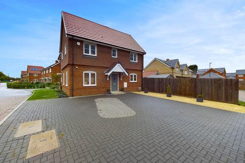 3 bedroom semi-detached house for sale, Autumn Drive, Princes Risborough HP27